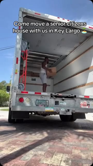 Florida Premium Movers truck on a job in Key Largo
